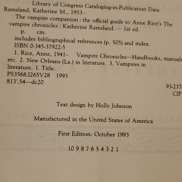 Vampire Companion 1st/1st HC - Picture 2 of 3